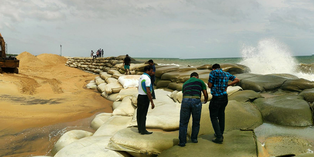 sri lanka, Skytech Engineering, Waveplus, sandbags , beach erosion